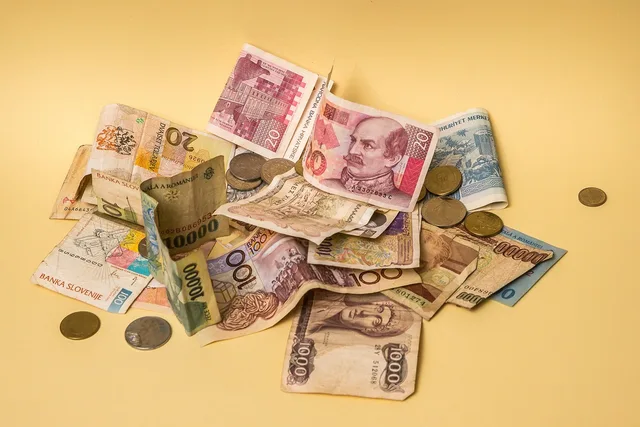 money, dollar bill, currency, pay, cash, banknotes, financing, credit. Acquisition Financing Review: How to Read an Offer