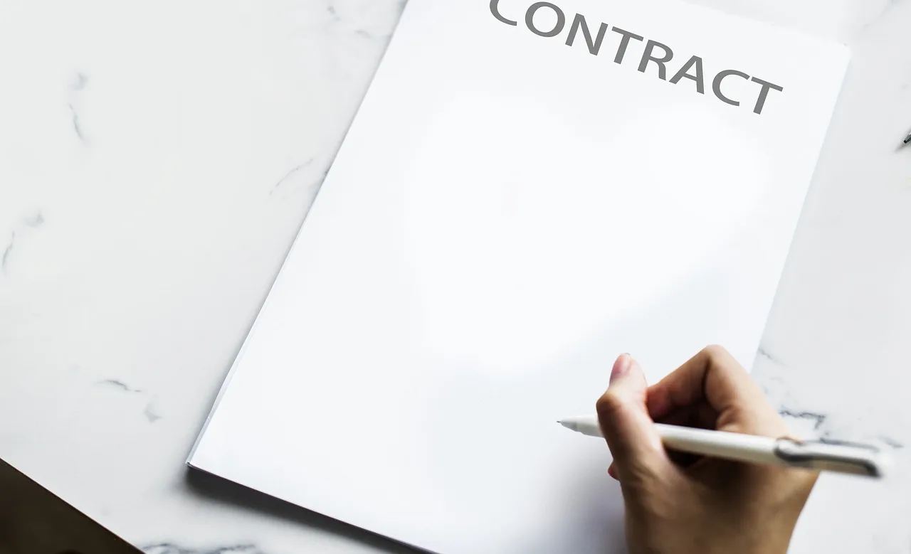 contract, consultation, pen, ballpoint pen, signature, paper, agreement, business, concept, contract law, company, arrangement, conclusion, business deal, trade, act, pact, file, document, documents, form, contract, contract, contract, contract, contract. Seller preparation: four clauses, a clean-up list and Form 8594